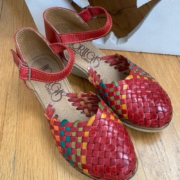 Authentic Huaraches Sandal Heels from Oaxaca Mexico, red multi-colored - Picture 2 of 11